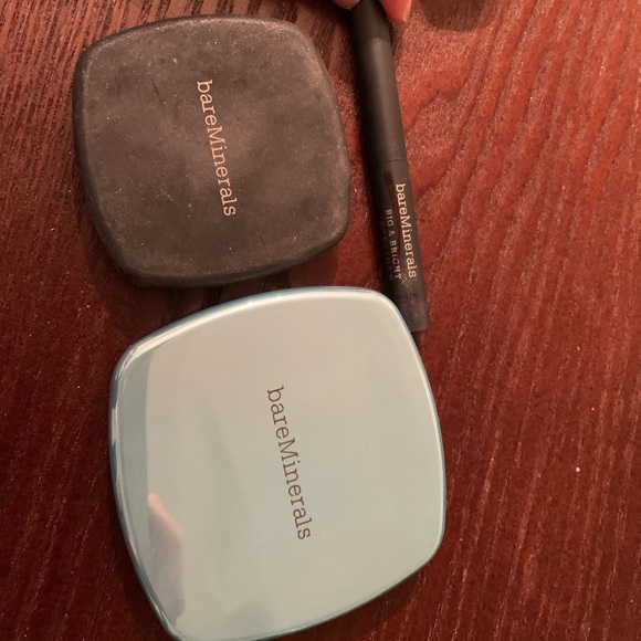 Makeup Lot - Picture 1 of 8